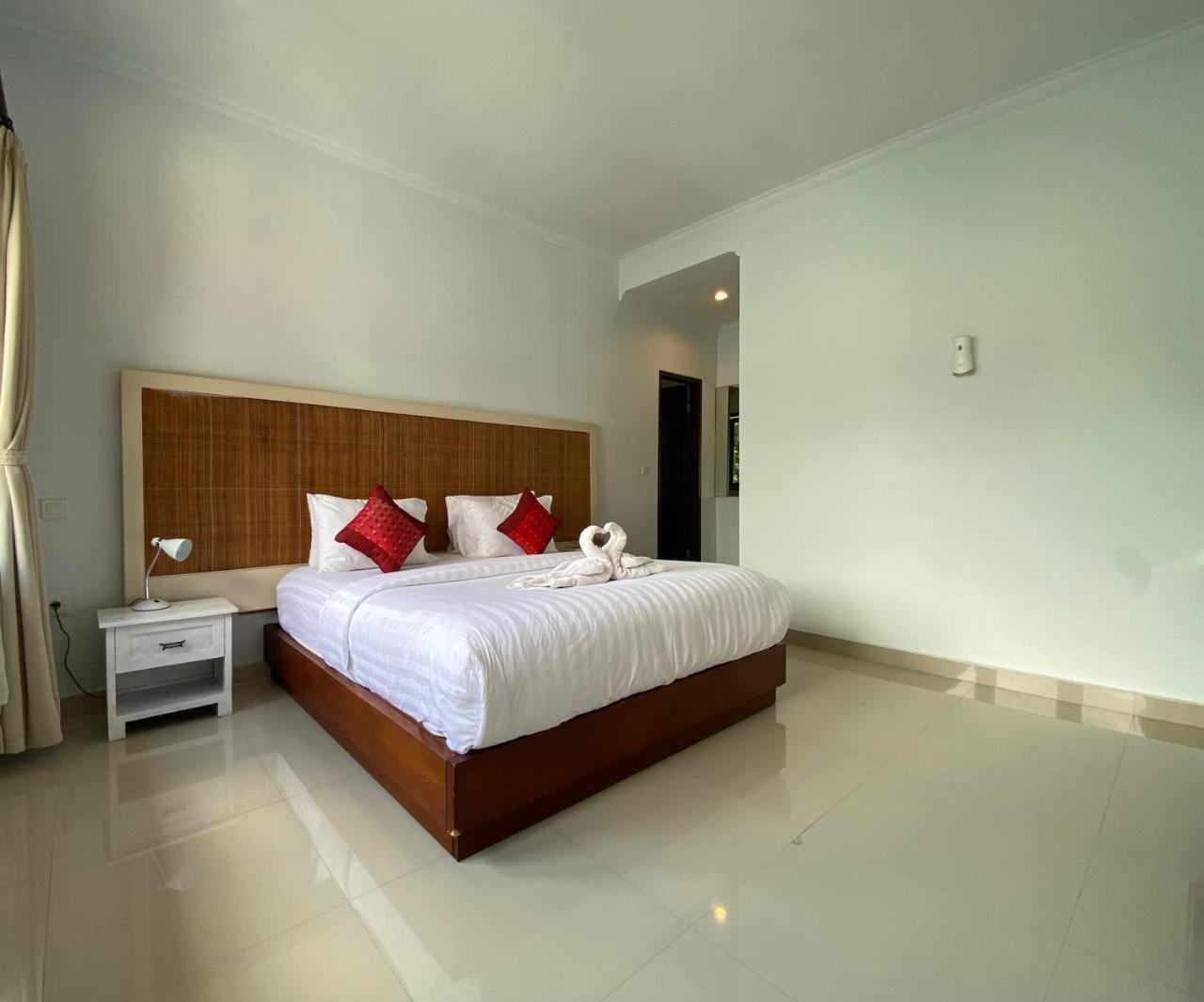 Mayu Dedaries Villa *