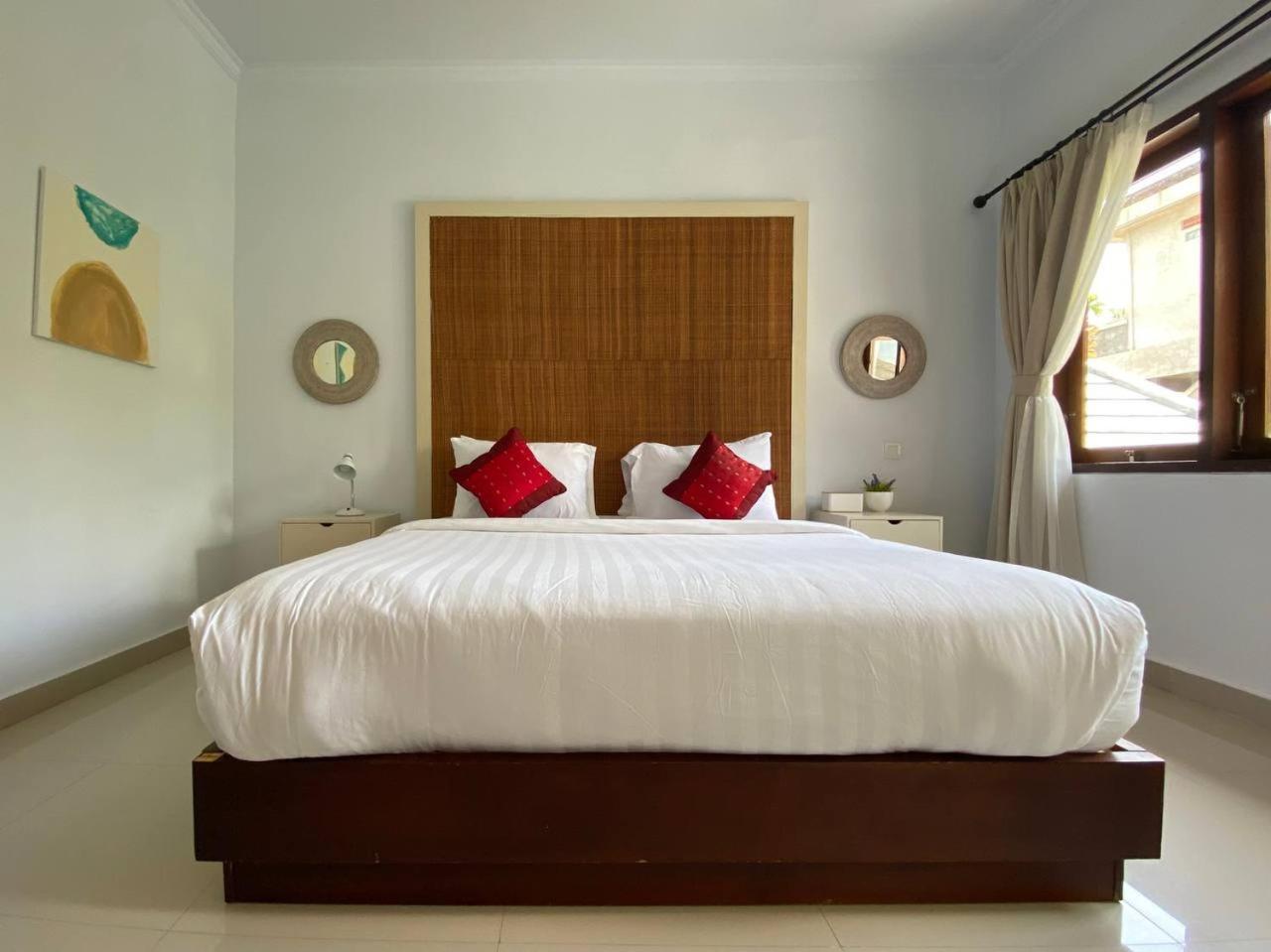 Mayu Dedaries * Seminyak (Bali)