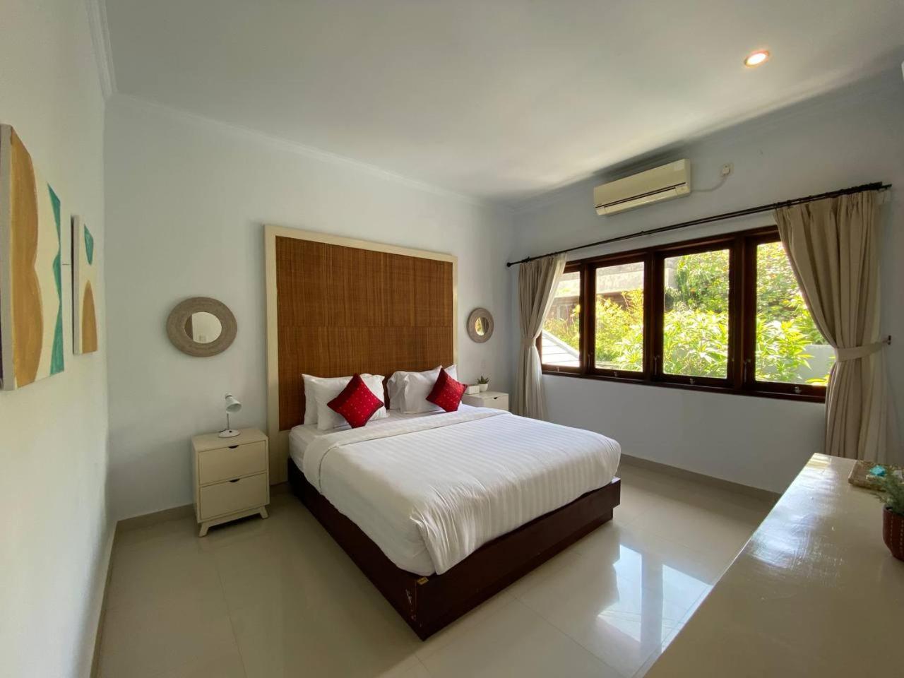 Mayu Dedaries Villa *